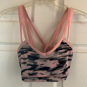 Lululemon Sports Bra, size 6